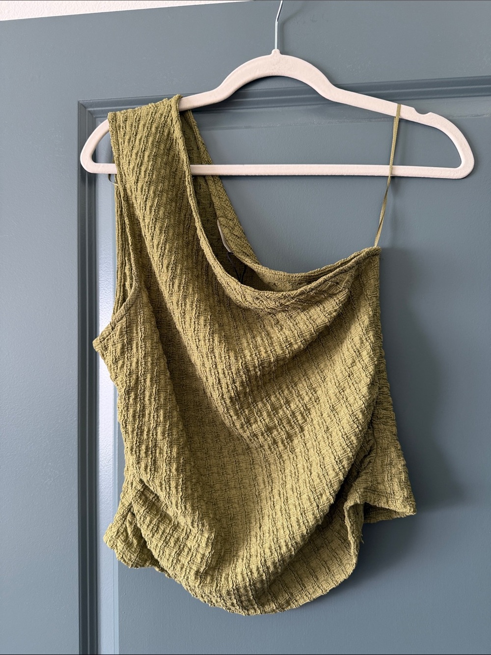 Pull&Bear Olive One-Shoulder Textured Camisole